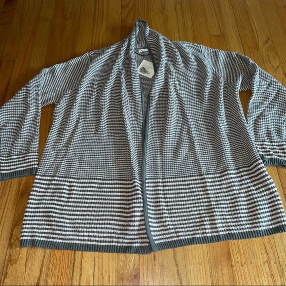 NWT Croft and barrow open knit sweater